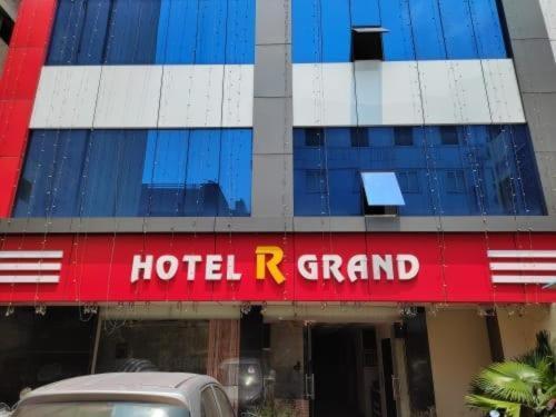 Oyo Flagship 80855 Hotel R Grand Vijayawāda 外观 照片